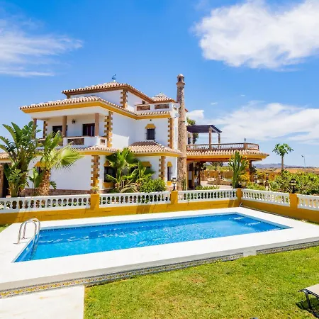 Villa Cubo's Fina Málaga