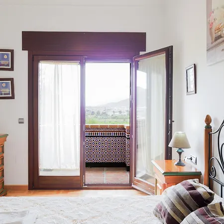 Cubo's Fina Villa