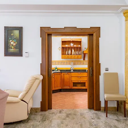 Villa Cubo's Fina