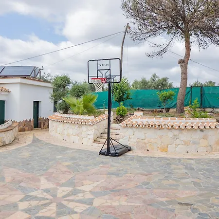 Cubo's Fina Villa *